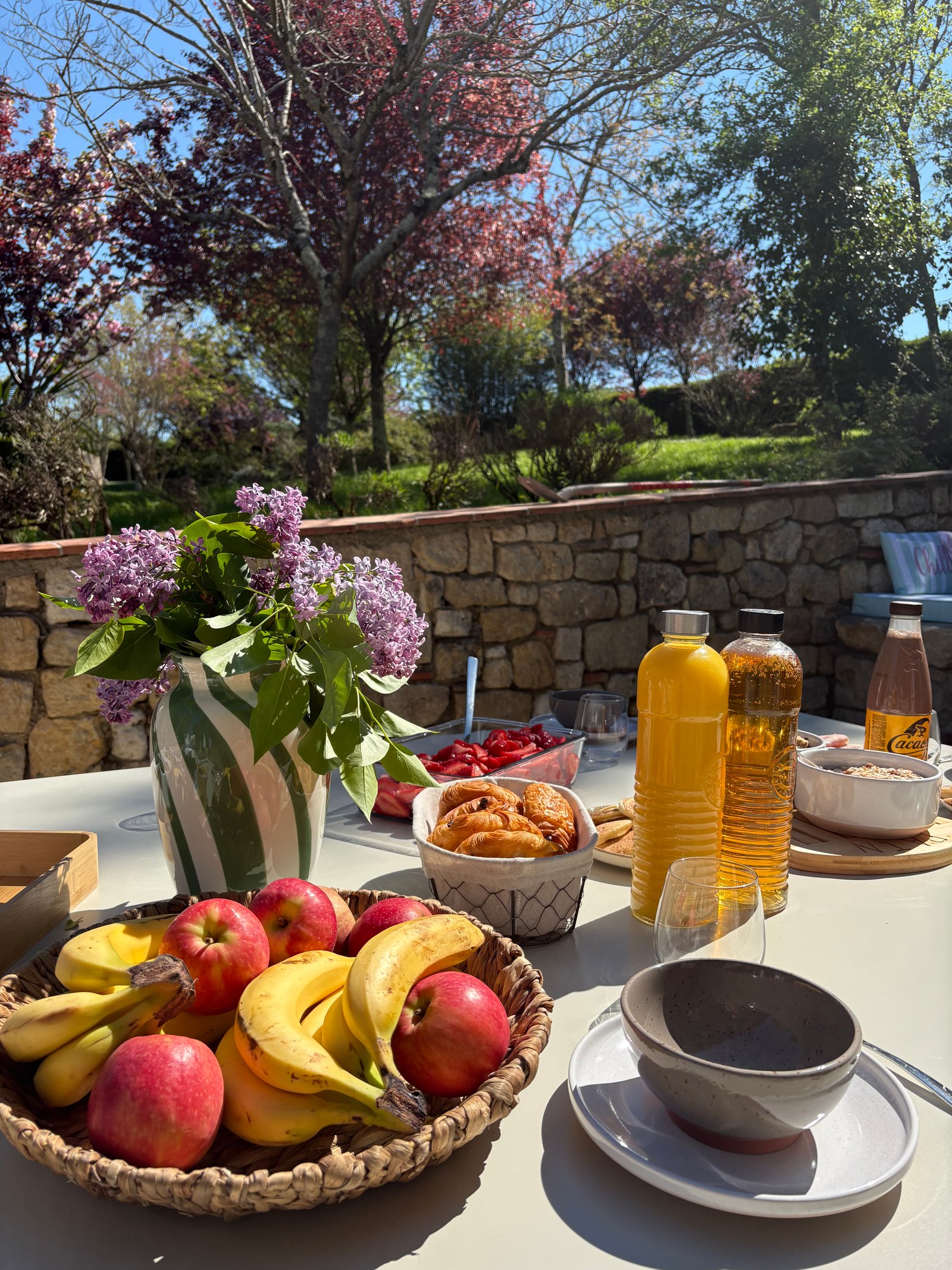 Petit déjeuner Domaine des Acacias
